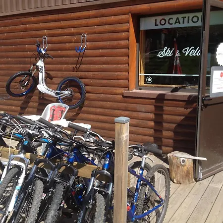 Le Tuc De L'etang Otel