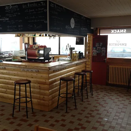 Le Tuc De L'etang Otel
