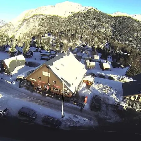 Le Tuc De L'etang Hotel